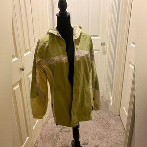 Columbia windbreaker